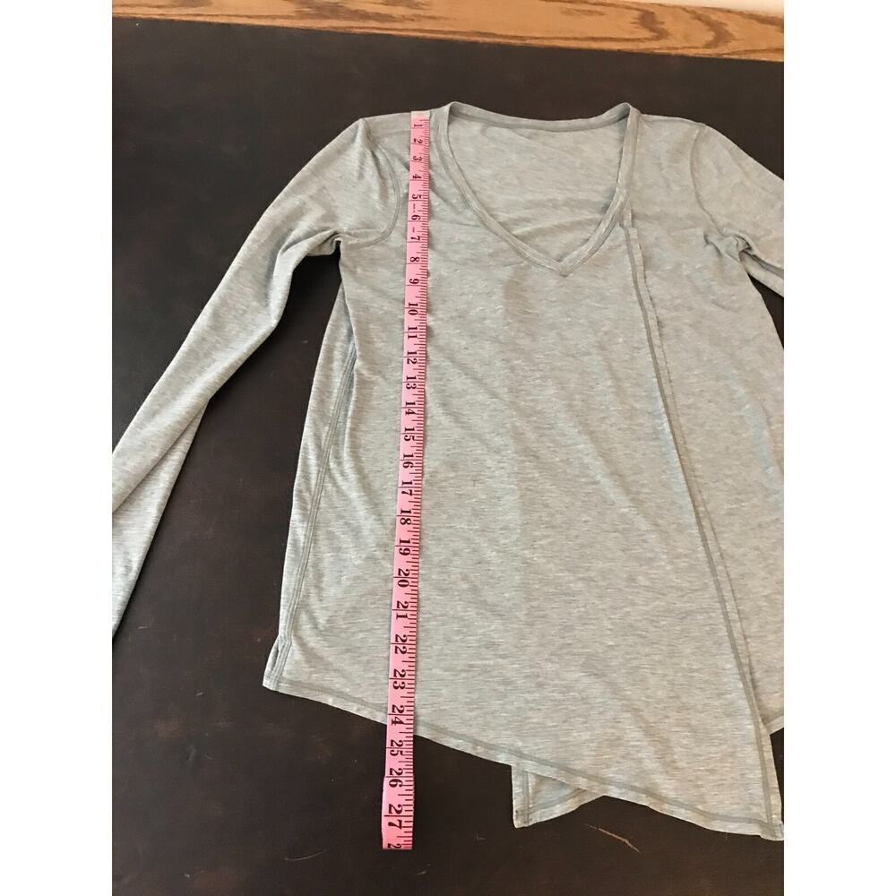 Lululemon Knot a Problem Long Sleeve Gray Draped Tee - Picture 8 of 9